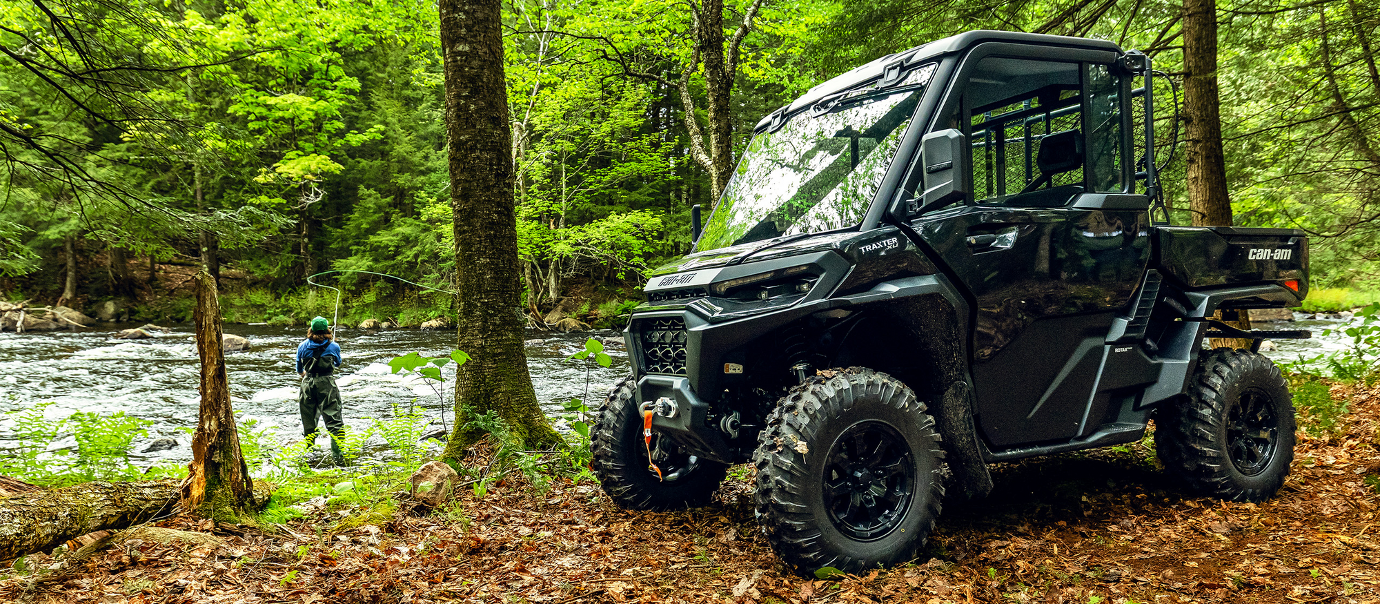 Can-Am Traxter im Einsatz im Wald